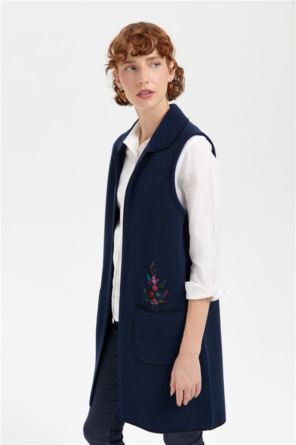 Kadın Polo Yaka Önü Açık İşlemeli Uzun Yün Yelek K.Lacivert