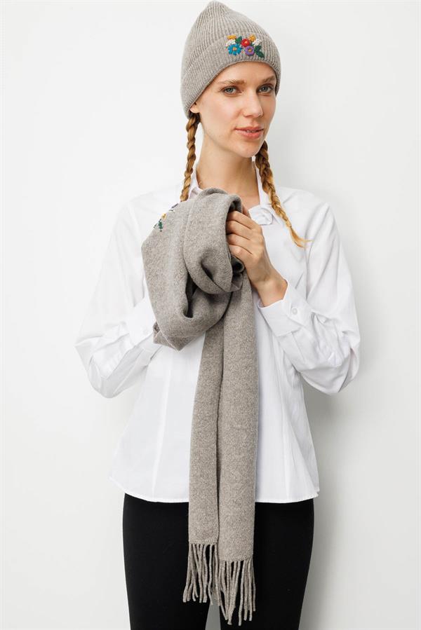 Kadın Rokoko Nakış İşlemeli Yün Bere Vizon