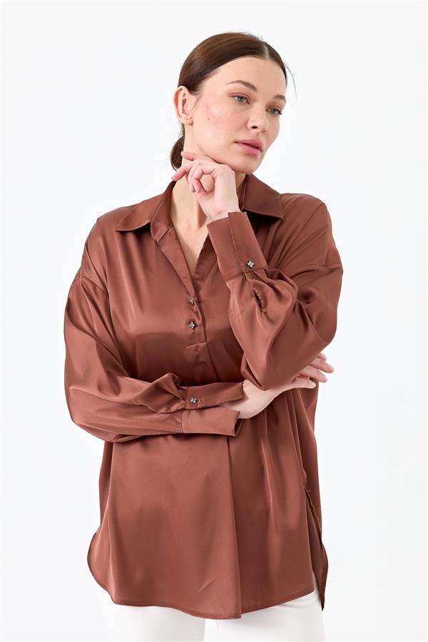 Женская блуза с атласным воротником медного цвета