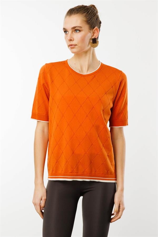 Kadın Sıfır Yaka Baklava Desenli T-shirt Oranj