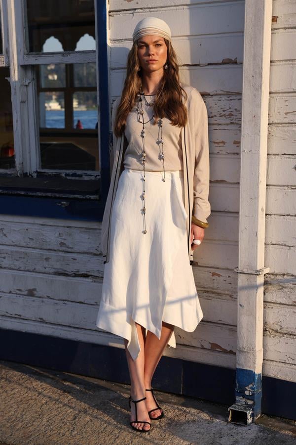 Kadın Sıfır Yaka Baklava Desenli Yazlık Hırka Bej