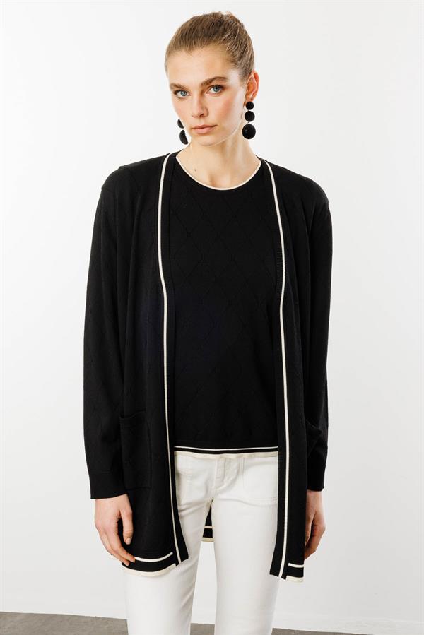 Kadın Sıfır Yaka Baklava Desenli Yazlık Hırka Siyah