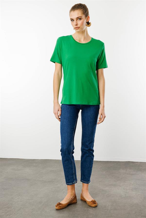 Kadın Sıfır Yaka Basic Penye T-shirt A.Yeşil
