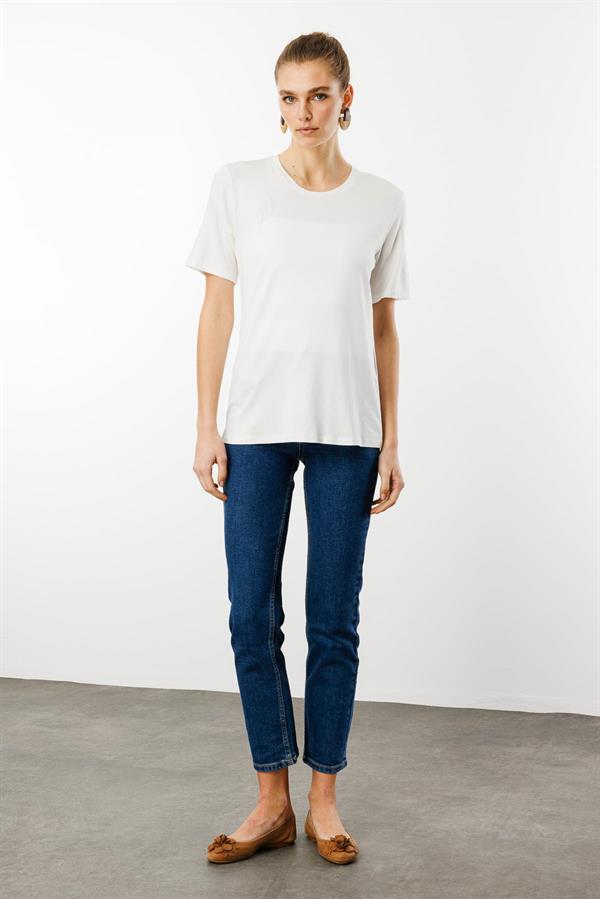 Kadın Sıfır Yaka Basic Penye T-shirt Ekru