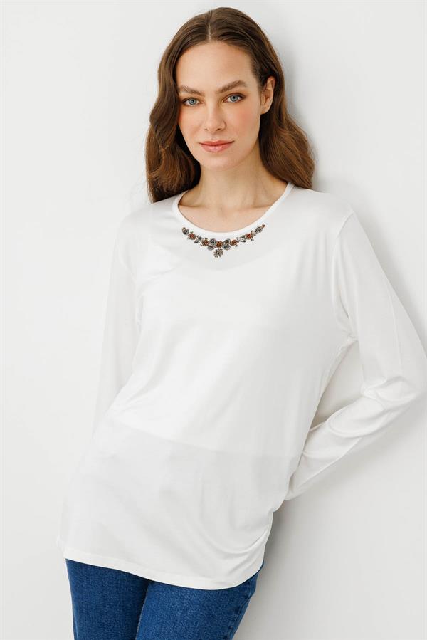 Kadın V Yaka Boncuk İşlemeli Penye Bluz Ekru