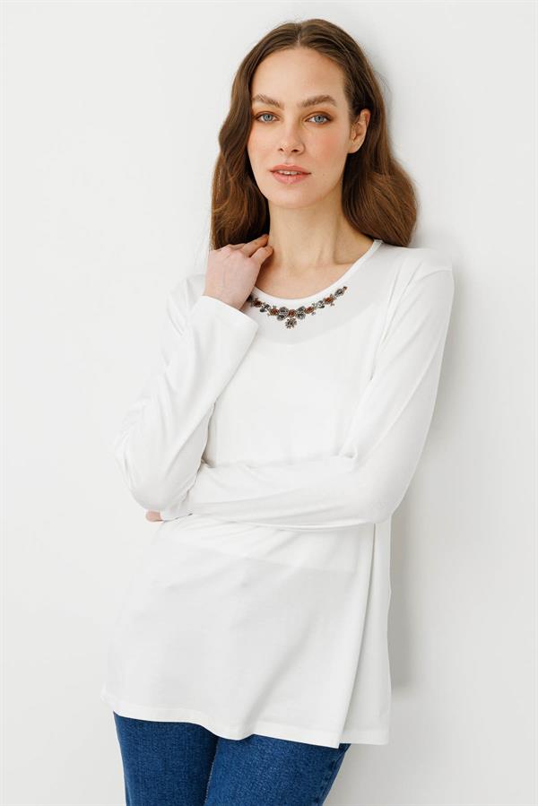 Kadın V Yaka Boncuk İşlemeli Penye Bluz Ekru