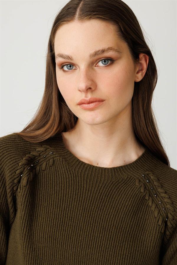 Kadın Sıfır Yaka Boncuklu Yün Kazak A.Yeşili