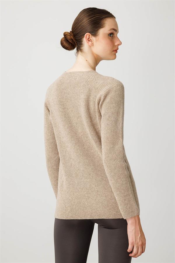 Kadın Sıfır Yaka Boncuklu Yün Kazak K.Bej