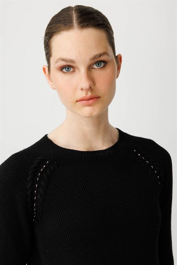 Kadın Sıfır Yaka Boncuklu Yün Kazak Siyah