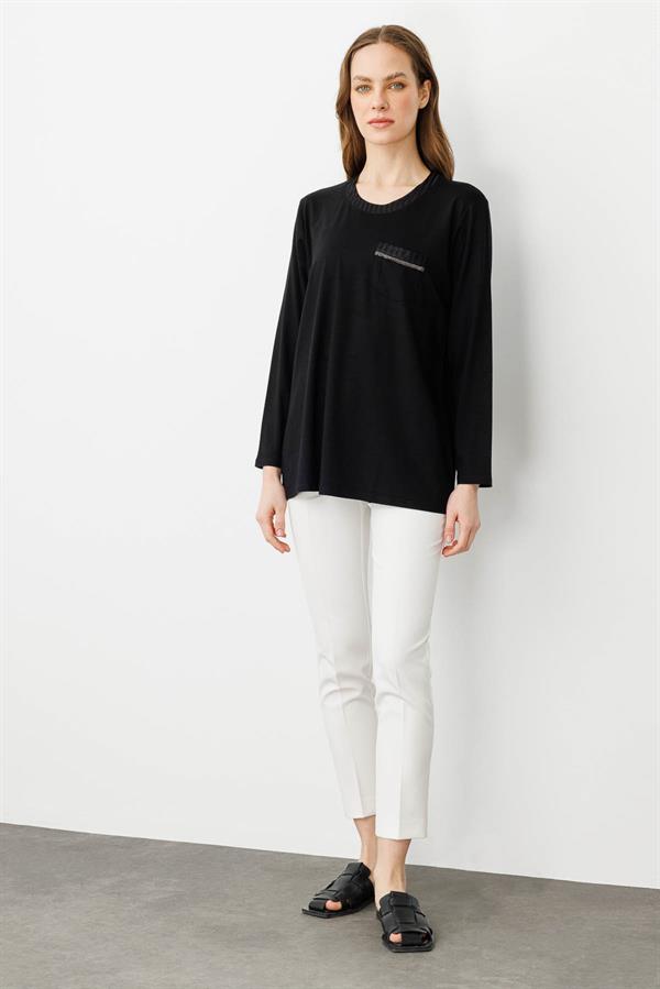 Kadın Sıfır Yaka Cebi ve Yakası Simli Çizgili Penye Bluz Siyah