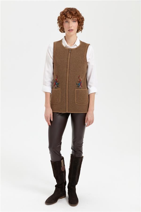 Kadın Sıfır Yaka Cep Üstü İşlemeli Kısa Yün Yelek V.Camel