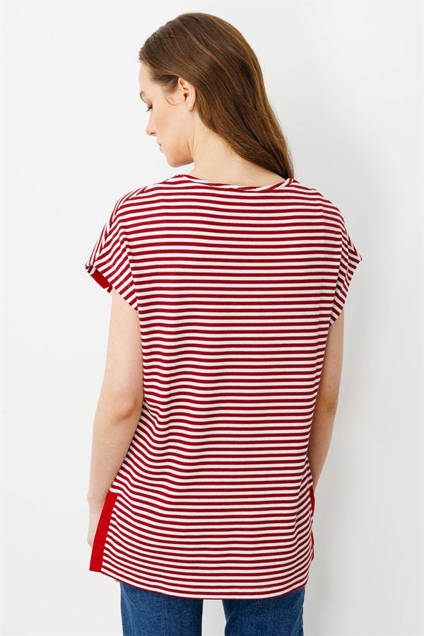 Kadın Sıfır Yaka Çizgili Penye T-shirt Kırmızı