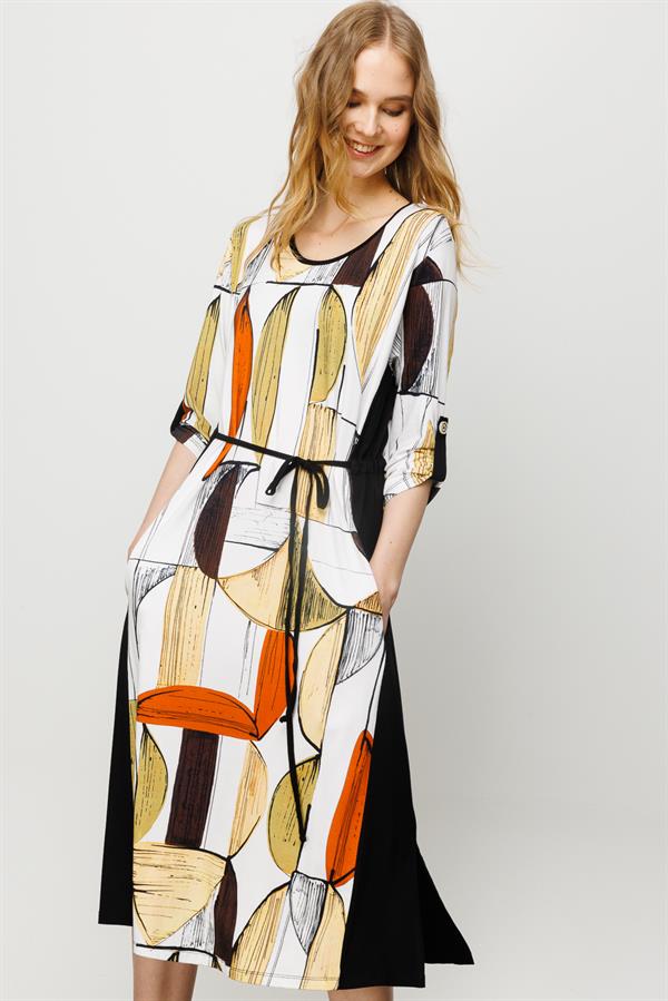 Женское хлопковое платье с круглым вырезом в полоску и цветным рисунком черное