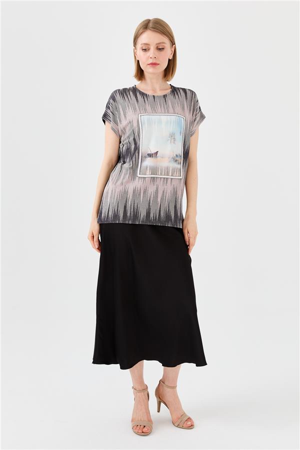 Kadın Sıfır Yaka Desenli Penye T-shirt Siyah