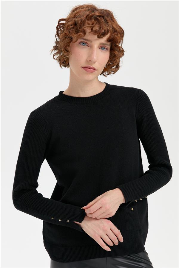 Kadın Sıfır Yaka Dikişsiz Cepli Yün Kazak Siyah