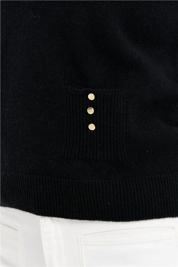 Womens Crew Neck Seamless Wool Sweater