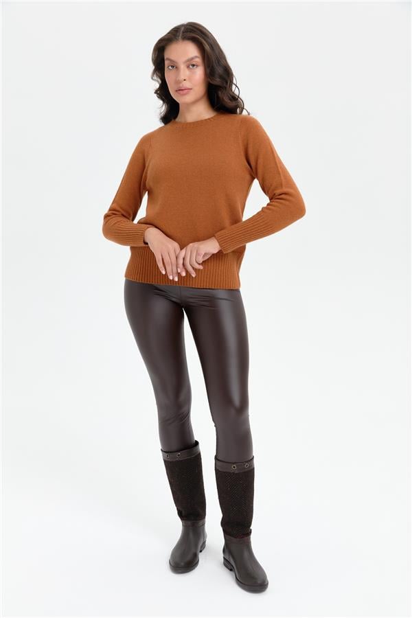 Kadın Sıfır Yaka Dikişsiz Eteği ve Kolu Uzun Lastik Yün Kazak Tarçın