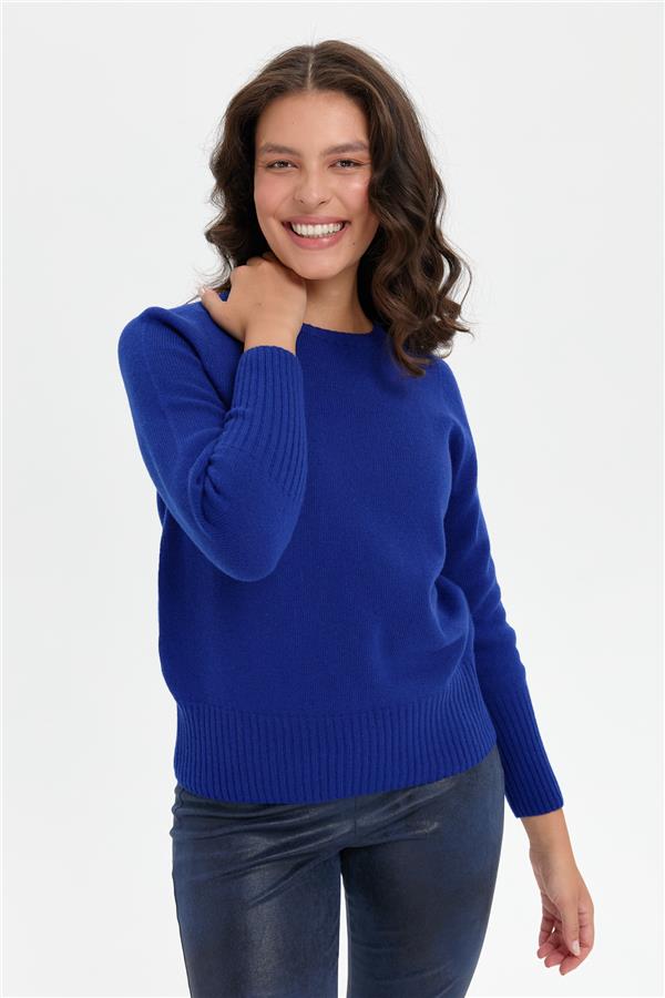 Kadın Sıfır Yaka Dikişsiz Eteği ve Kolu Uzun Lastik Yün Kazak K.S.Mavi