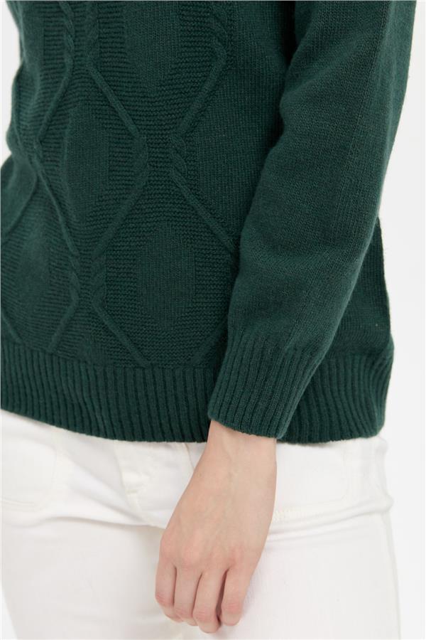 Kadın Sıfır Yaka Dikişsiz Önü Baklavalı Yün Kazak Yeşil