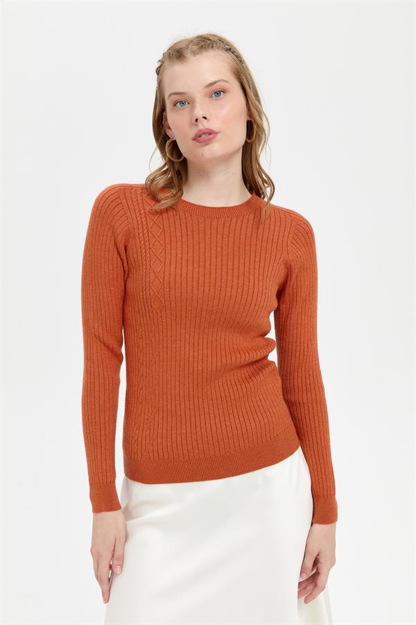 Kadın Sıfır Yaka Dikişsiz Önü Desenli Kazak Turuncu