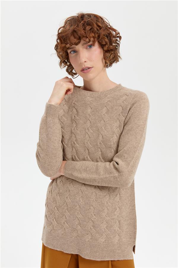 Kadın Sıfır Yaka Önü Saç Örgülü Yün Kazak K.Bej