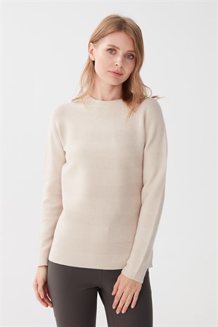 Женский трикотаж Свитер Бежевый