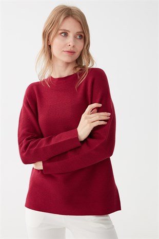 Женский вязаный свитер бордовый