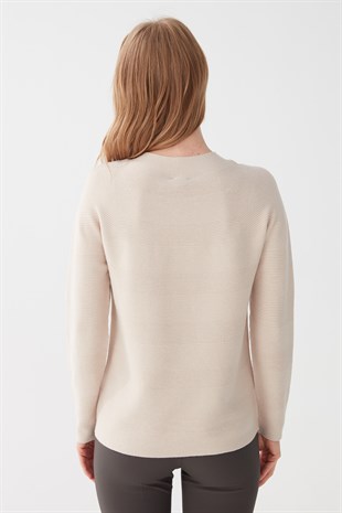 Женский трикотаж Свитер Бежевый
