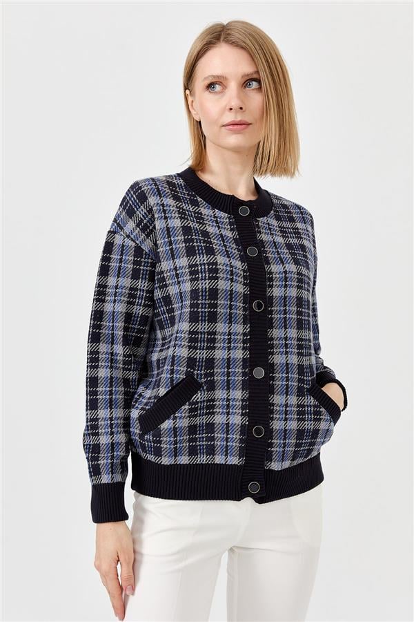 Женский короткий жакет с круглым вырезом в клетку темно синий