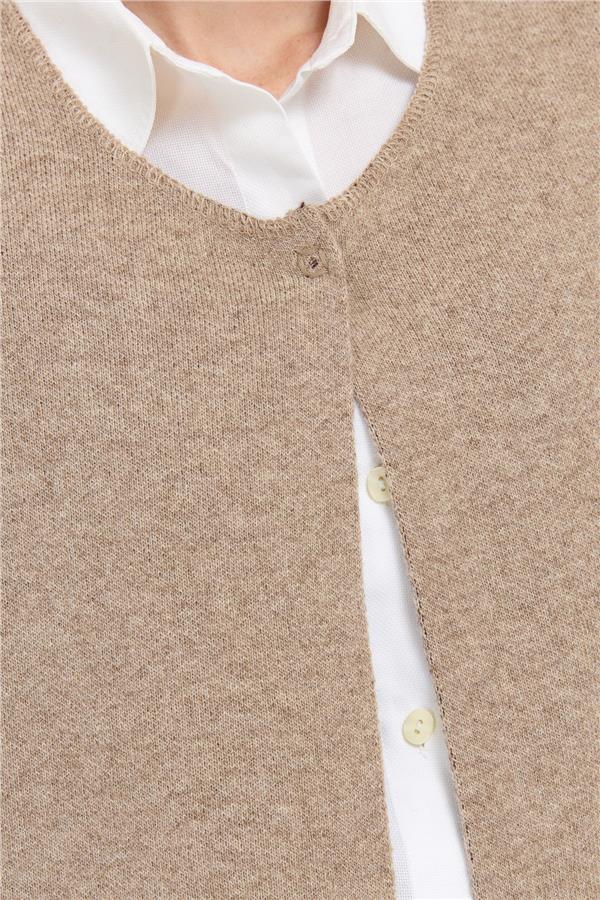 Kadın Sıfır Yaka Eteği İşlemeli Yün Yelek K.Bej