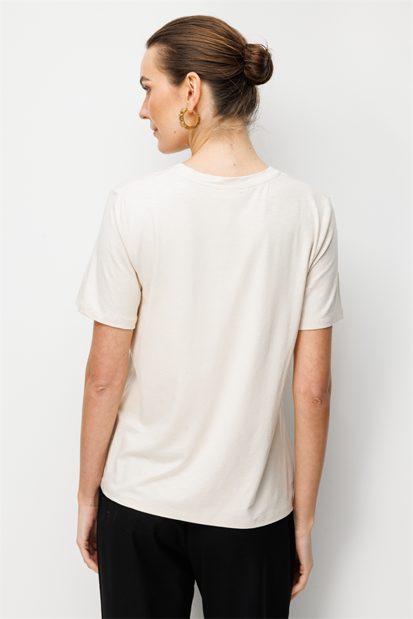 Kadın Sıfır Yaka Flamlı Kumaş Penye Tshirt Bej