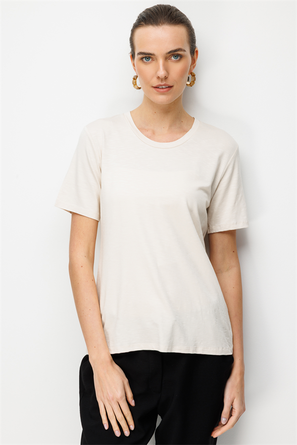 Kadın Sıfır Yaka Flamlı Kumaş Penye Tshirt Bej