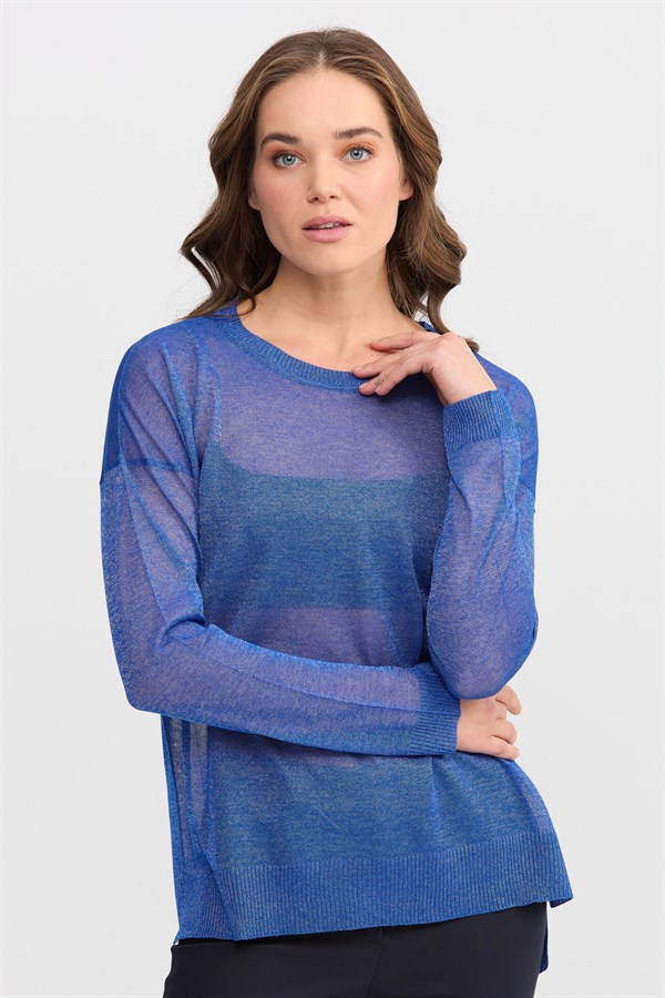 Женская тонкая блуза с круглым вырезом и люрексом на воротнике голубая 