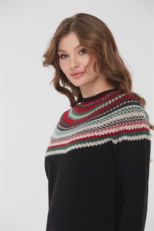 Womens Round Neckline Wool Sweater