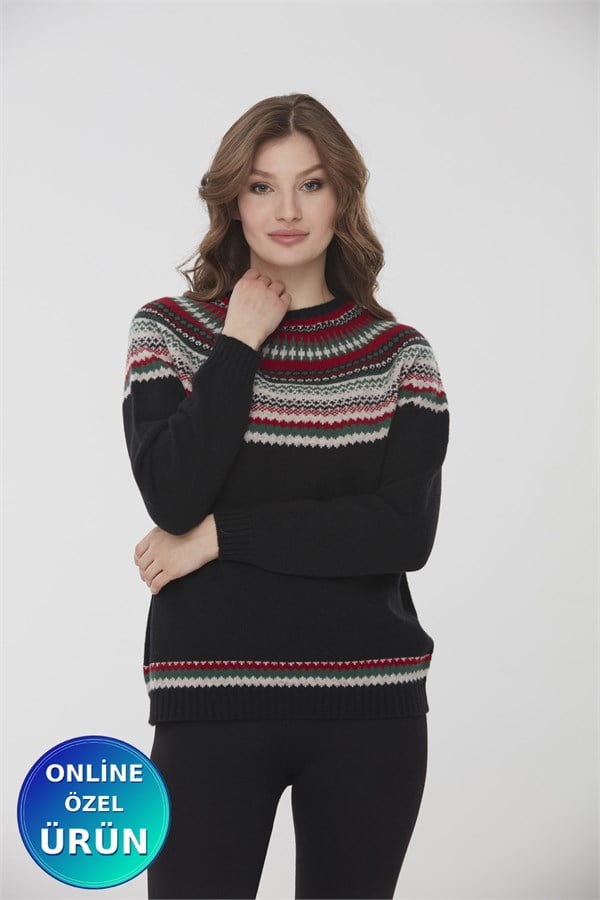 Womens Round Neckline Wool Sweater