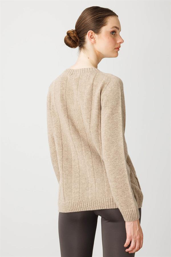 Kadın Sıfır Yaka Kalın Yürütmeli Yün Kazak K.Bej