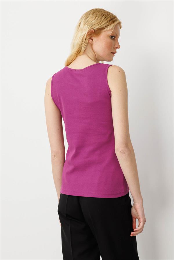 Kadın Sıfır Yaka Kaşkorse Pamuklu Askılı T-shirt Sıklamen