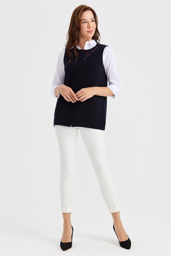 Женский шерстяной жилет с кружевной вышивкой и нулевым воротником
