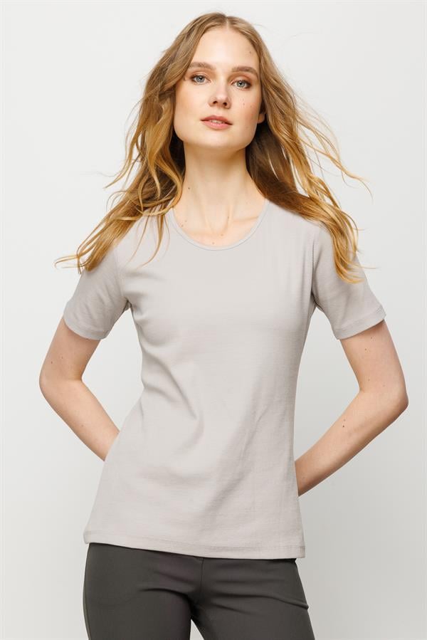 Женская хлопковая облегающая футболка с круглым вырезом и коротким рукавом серая