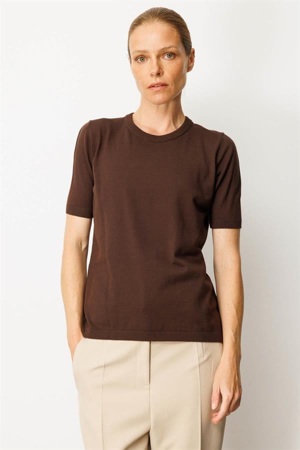 Kadın Sıfır Yaka Kısa Kollu Düz Bluz Kahve