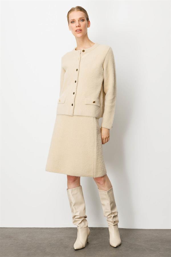 Kadın Metal Düğmeli Afrodit Kısa Ceket Bej