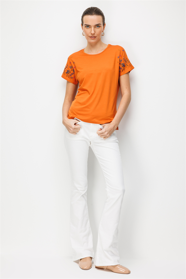 Kadın Sıfır Yaka Nakış İşlemeli Düşük Kollu Penye T-shirt Turuncu
