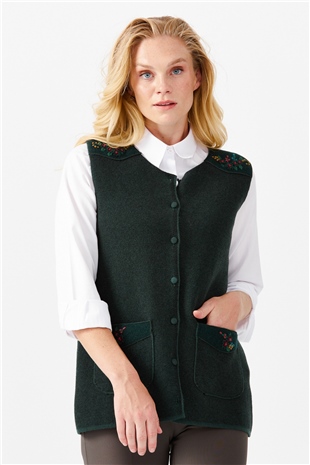 Женский жилет на пуговицах с круглым вырезом и карманом на плече с отделкой, зеленый