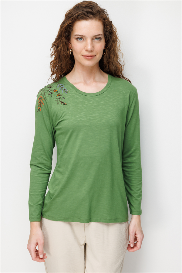 Kadın Sıfır Yaka Omuzu Nakış İşlemeli Penye Bluz A.Yeşil