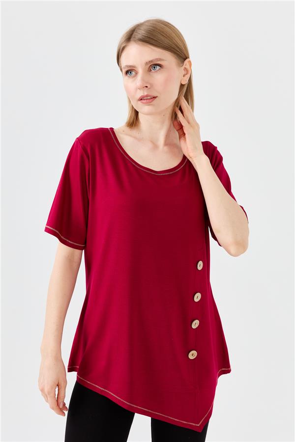 Женская хлопковая футболка с круглым вырезом на деревянной пуговице спереди бордовая 
