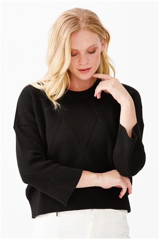 Женский короткий свитер с круглым вырезом и узором ромбы спереди, черный