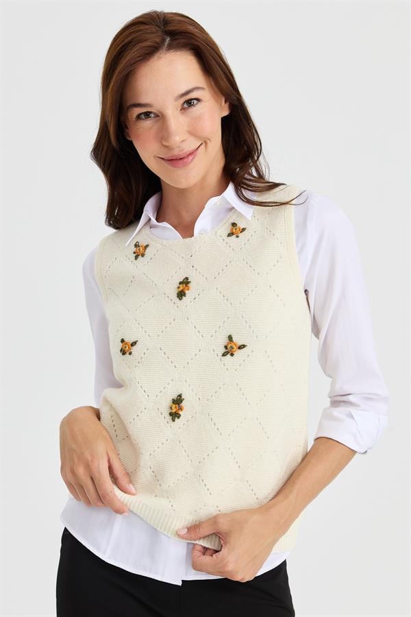 Женский свободный шерстяной свитер с круглым вырезом спереди