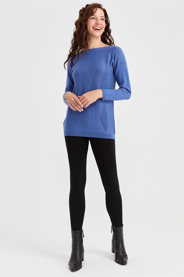 Женский вязаный свитер с круглым вырезом спереди и ромбовидными узорами