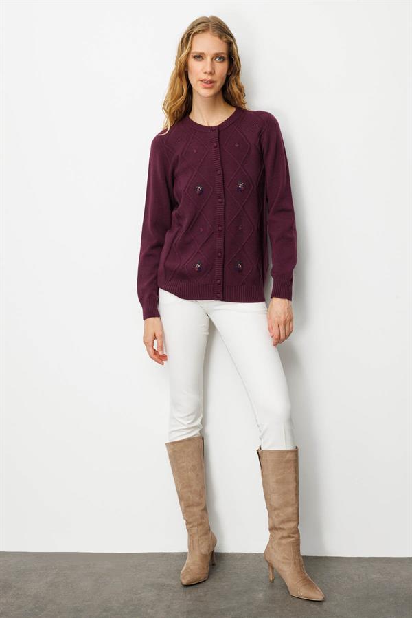 Kadın Sıfır Yaka Önü Baklavalı Nakış İşlemeli Hırka Mürdüm