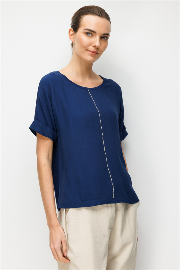 Kadın Sıfır Yaka Önü Boydan Taşlı Düşük Kollu Penye T-shirt Lacivert